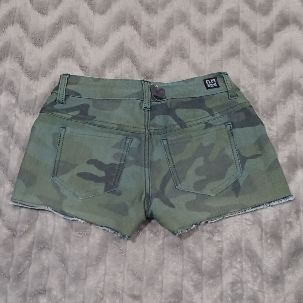 Flipside Womens Juniors Size 1 Jean Camo Reversible Denim Shorts - Picture 6 of 7